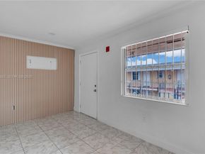 3800 SW 102nd Avenue 206, Miami FL 33165