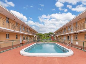 3800 SW 102nd Avenue 206, Miami FL 33165