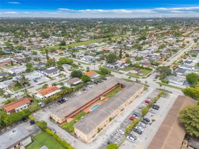 3800 SW 102nd Avenue 206, Miami FL 33165