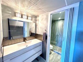 200 Diplomat Parkway 721, Hallandale Beach FL 33009