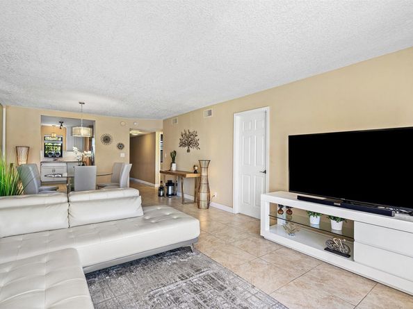 2440 Deer Creek Country Club Blvd 111C, Deerfield Beach FL 33442