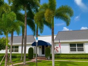 916 NE 27th Ave 916, Hallandale Beach FL 33009