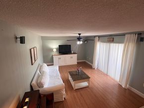 224 2nd Way, West Palm Beach FL 33407