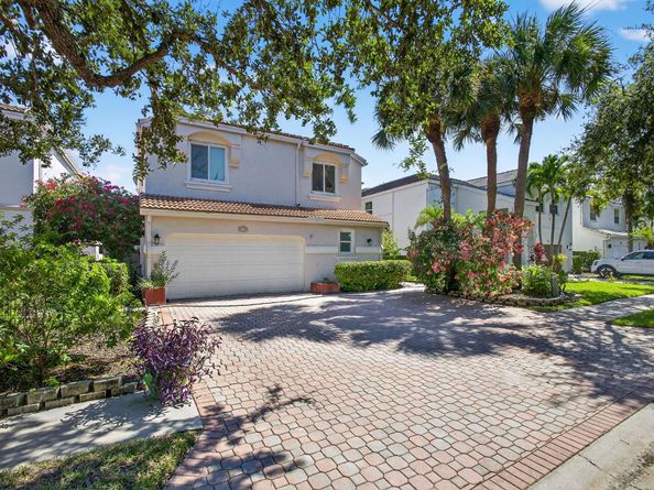 2119 Chagall Cir, West Palm Beach FL 33409