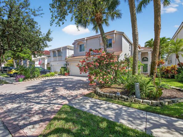 2119 Chagall Cir, West Palm Beach FL 33409