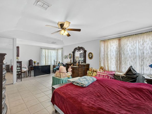 2119 Chagall Cir, West Palm Beach FL 33409