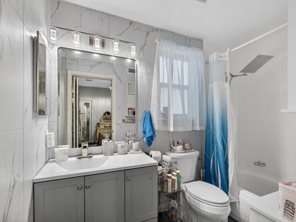 2119 Chagall Cir, West Palm Beach FL 33409
