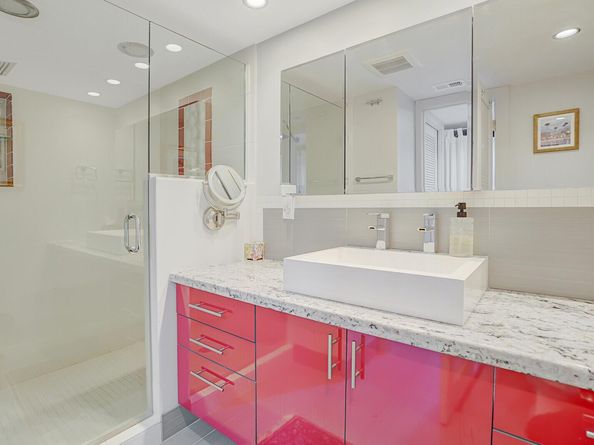 102 Clubhouse Circle, Jupiter FL 33477