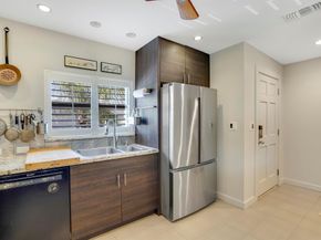 102 Clubhouse Circle, Jupiter FL 33477