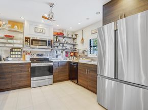 102 Clubhouse Circle, Jupiter FL 33477