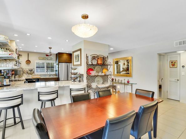 102 Clubhouse Circle, Jupiter FL 33477