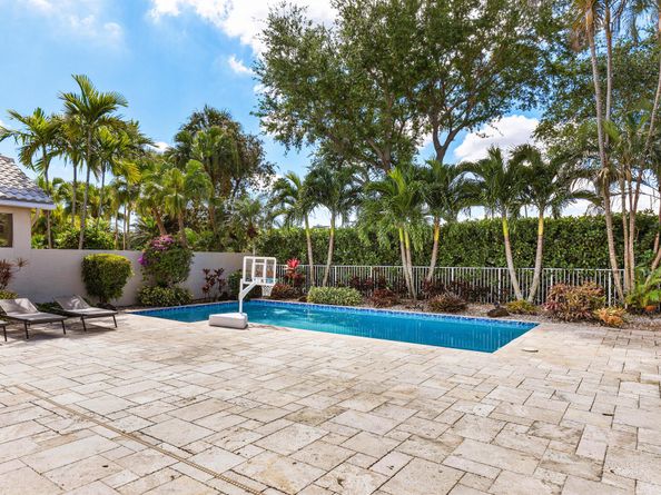 17371 Bridleway Trail, Boca Raton FL 33496
