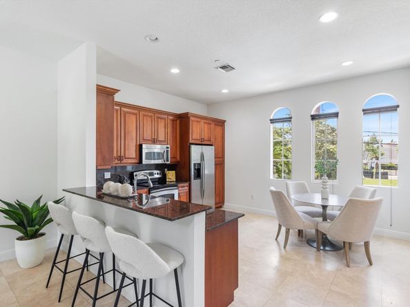 506 SE 7th St 304, Fort Lauderdale FL 33301