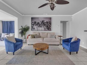 37 SW 11th St, Dania Beach FL 33004