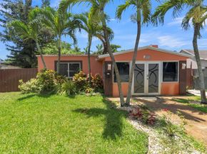 37 SW 11th St, Dania Beach FL 33004