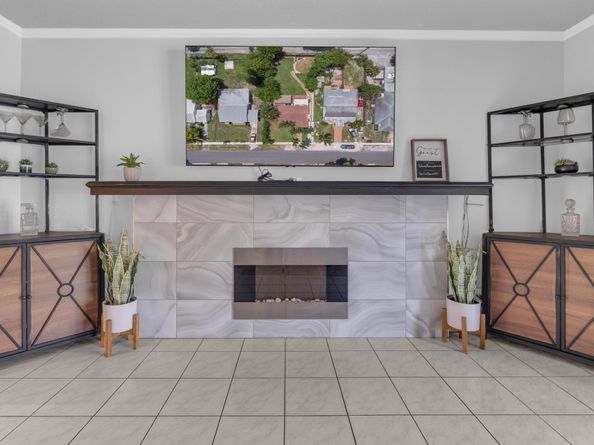 37 SW 11th St, Dania Beach FL 33004