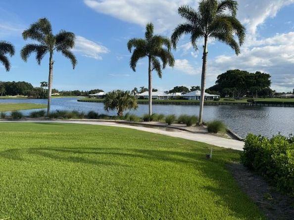 169 Atlantis Blvd Boulevard 206, Atlantis FL 33462