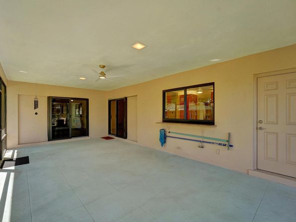 640 SW 62nd Ave, Plantation FL 33317