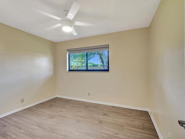 640 SW 62nd Ave, Plantation FL 33317