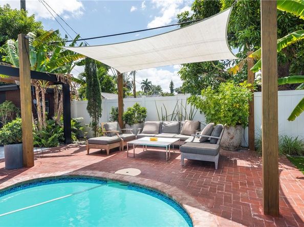 1521 NE 3rd Ave, Fort Lauderdale FL 33304
