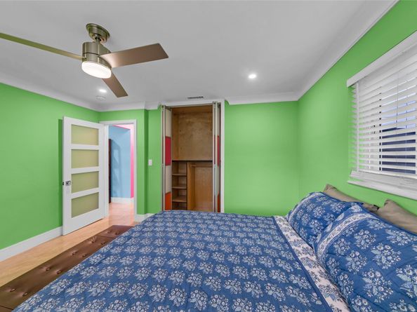 2108 NE 11th Ave, Wilton Manors FL 33305