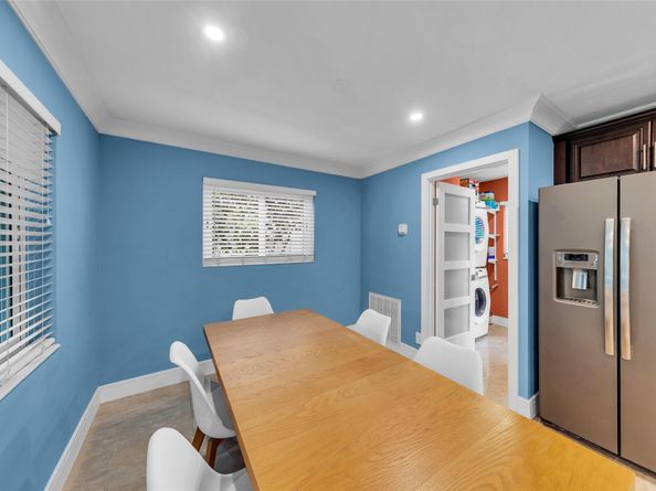 2108 NE 11th Ave, Wilton Manors FL 33305