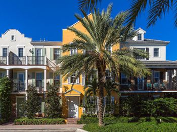 389 E Cannery Row Circle