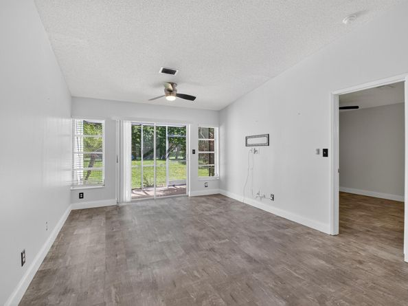 8585 Dreamside Ln, Boca Raton FL 33496