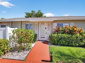 8585 Dreamside Ln, Boca Raton FL 33496