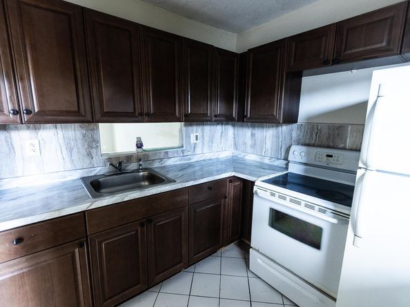 5161 W Oakland Park Boulevard 106, Lauderdale Lakes FL 33313