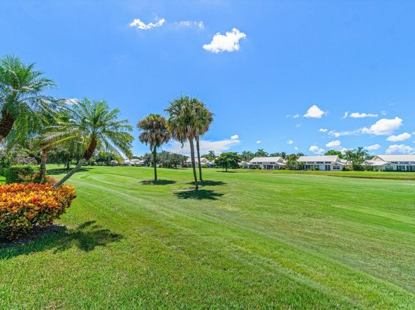 6210 Evian Place, Boynton Beach FL 33437