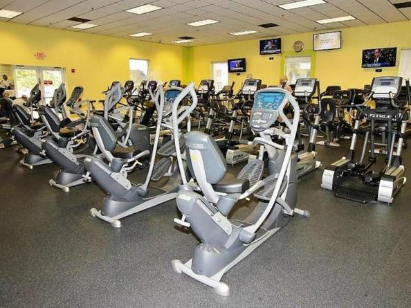 326 Camden N, West Palm Beach FL 33417