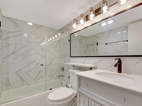 326 Camden N, West Palm Beach FL 33417