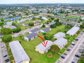 326 Camden N, West Palm Beach FL 33417