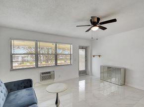 326 Camden N, West Palm Beach FL 33417