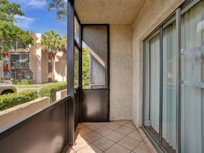 8280 SW 24th St 108, North Lauderdale FL 33068
