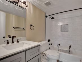 8280 SW 24th St 108, North Lauderdale FL 33068