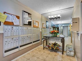 8280 SW 24th St 108, North Lauderdale FL 33068