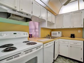 8280 SW 24th St 108, North Lauderdale FL 33068