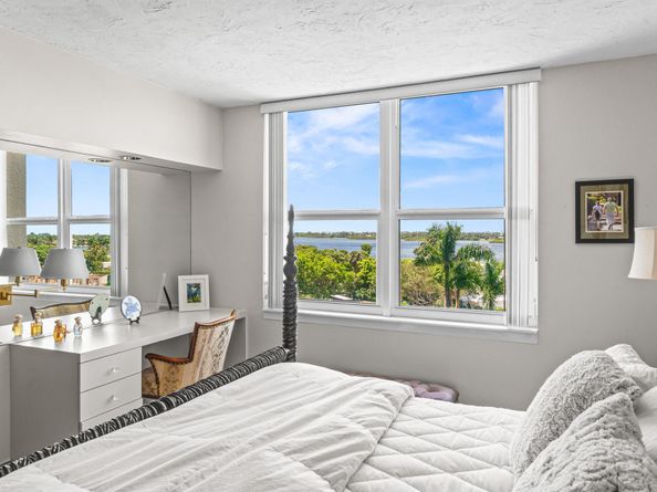 2295 S Ocean Boulevard 616, Palm Beach FL 33480