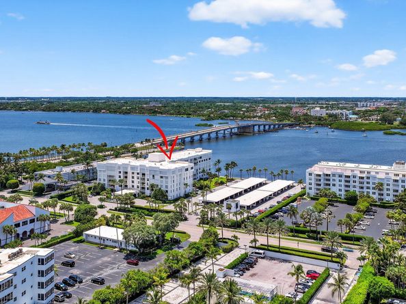 2860 S Ocean Boulevard 604, Palm Beach FL 33480