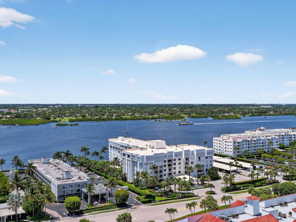 2860 S Ocean Boulevard 604, Palm Beach FL 33480