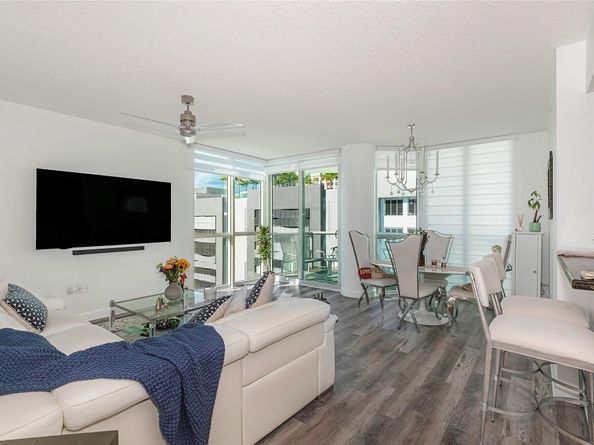 111 SE 8th Ave 705, Fort Lauderdale FL 33301