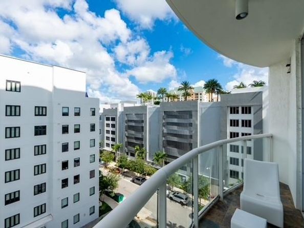 111 SE 8th Ave 705, Fort Lauderdale FL 33301