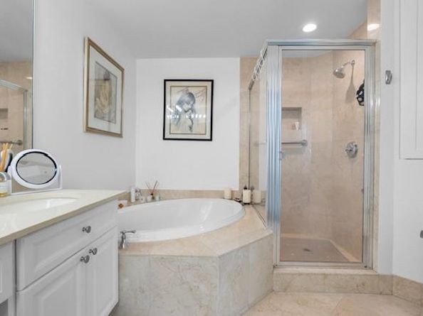 111 SE 8th Ave 705, Fort Lauderdale FL 33301