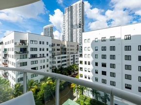 111 SE 8th Ave 705, Fort Lauderdale FL 33301