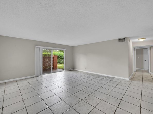 11607 NW 29th St 3B, Coral Springs FL 33065