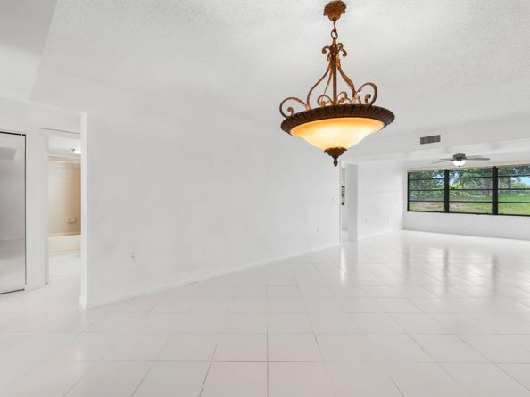 6061 Balboa Circle 105, Boca Raton FL 33433