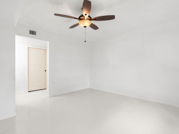 6061 Balboa Circle 105, Boca Raton FL 33433