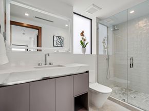 2000 Harbourview Dr, Fort Lauderdale FL 33316